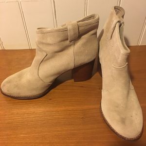 SPLENDID 'Lakota' Bootie (Suede/Beige/Size 9.5)